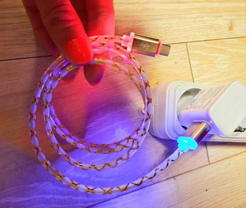 Microusb-usb - кабель з яскравою підсвіткою