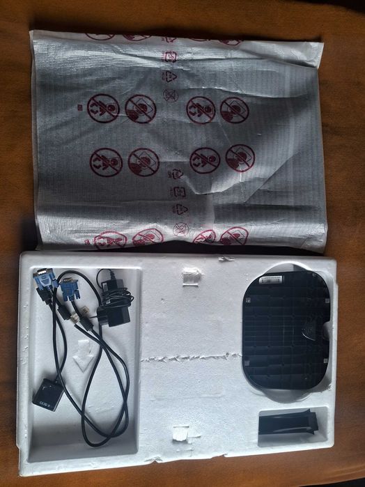 Монитор LG 24MP55D 75 Гц 24"