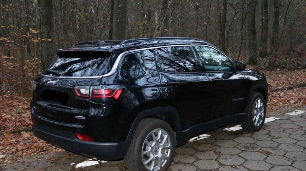 Продам jeep cherokee 2023