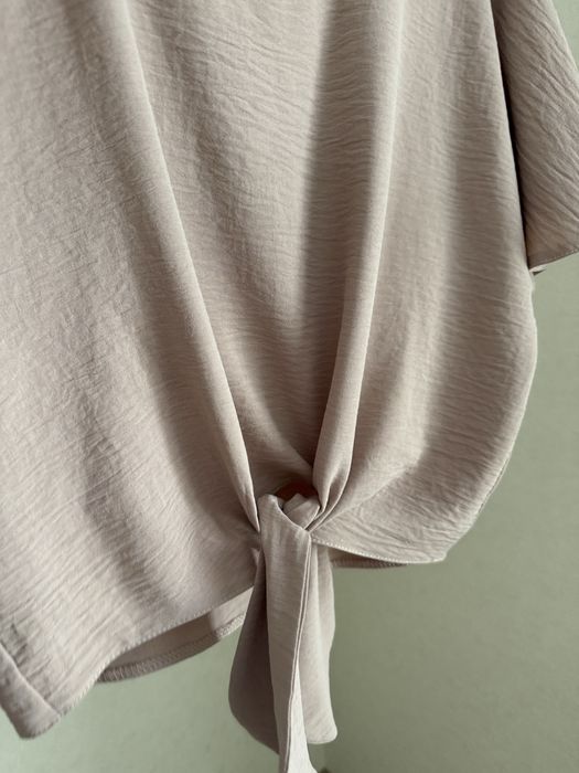 Легка літня футболка