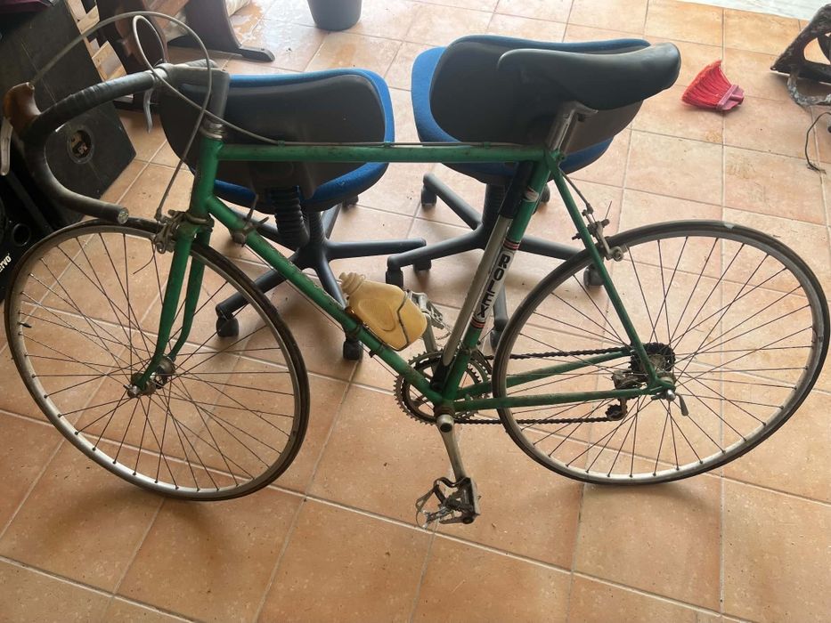 Pedaleira bom estado motivo venda já não uso preço a combinar