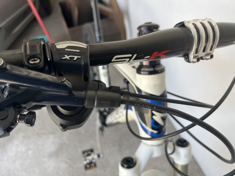 Bicicleta de carbono mérida o nine xt- aceito retoma