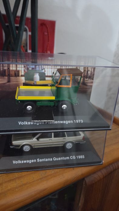 17 carros clássicos