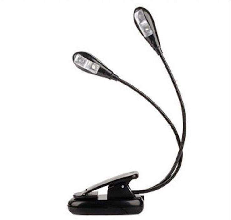 Candeeiro duplo (flexível) luz brilhante 4 Led´s / 3 pilhas AAA