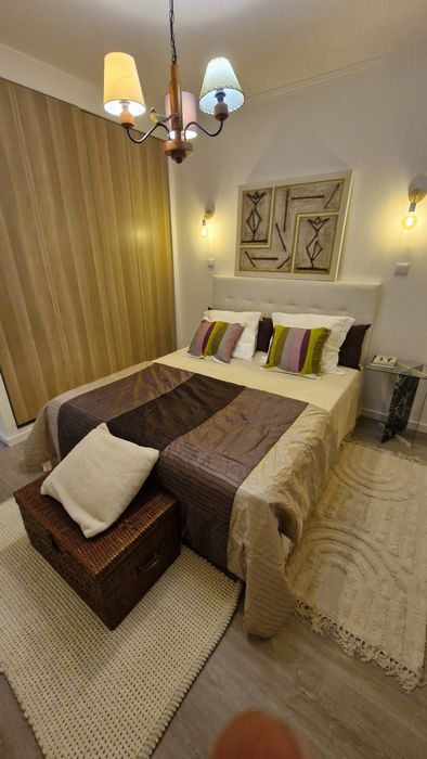 Semier mais colchão e cabeceira