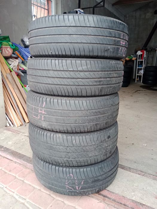 235/60/17 C Michelin Agilis