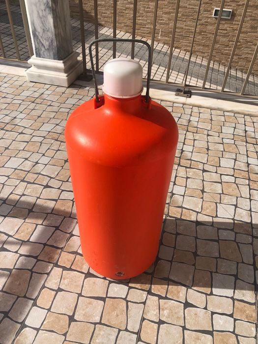 Ancient liquid storage jug