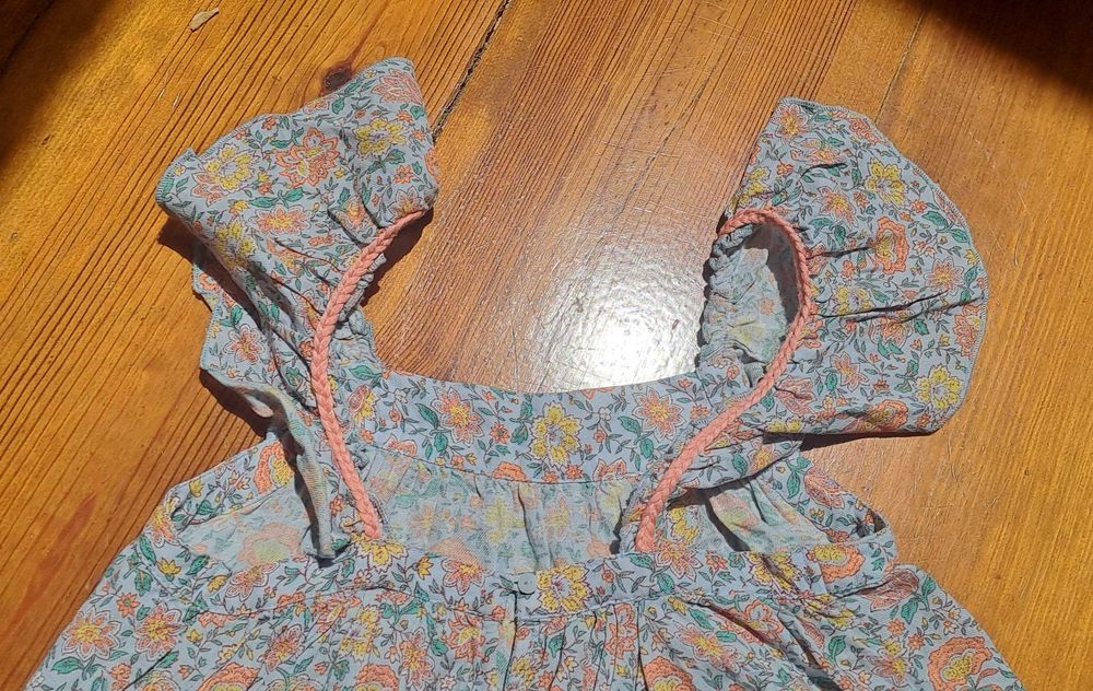 Top alças florido Kiabi 12 anos