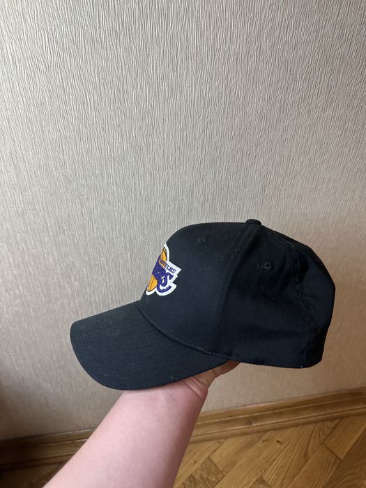 Оригінал! кепка Los Angeles Lakers бренду New Era,