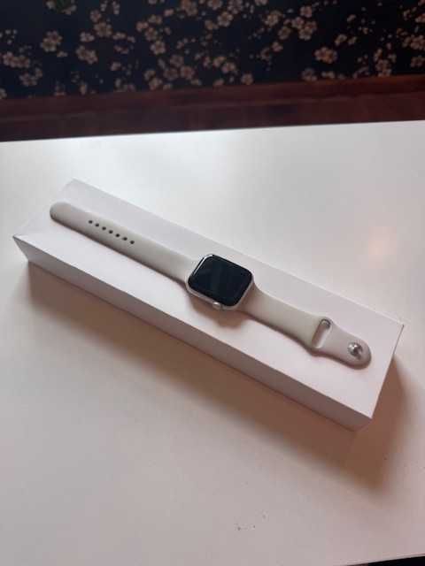 Apple Watch SE 2 gen. 44mm Starlight / IDEALNY / CAŁY KOMPLET