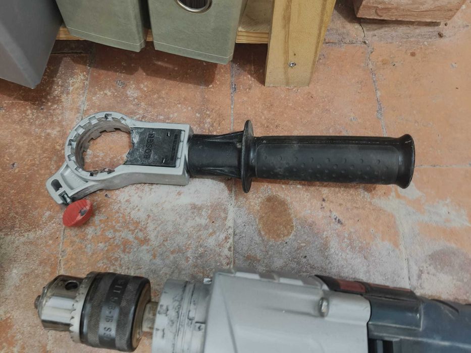 Berbequim de Percussão Bosch GSB 162-2 RE 1 500 W – Profissional