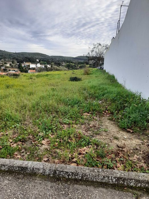 Terreno amplo com bons acessos