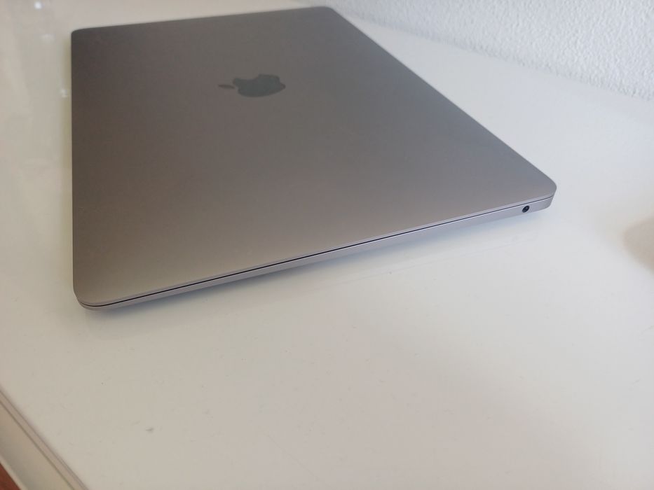 Macbook Air M1 8GB/256GB
