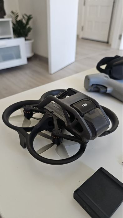 Drone DJI Avata Pro View Combo RC Motion