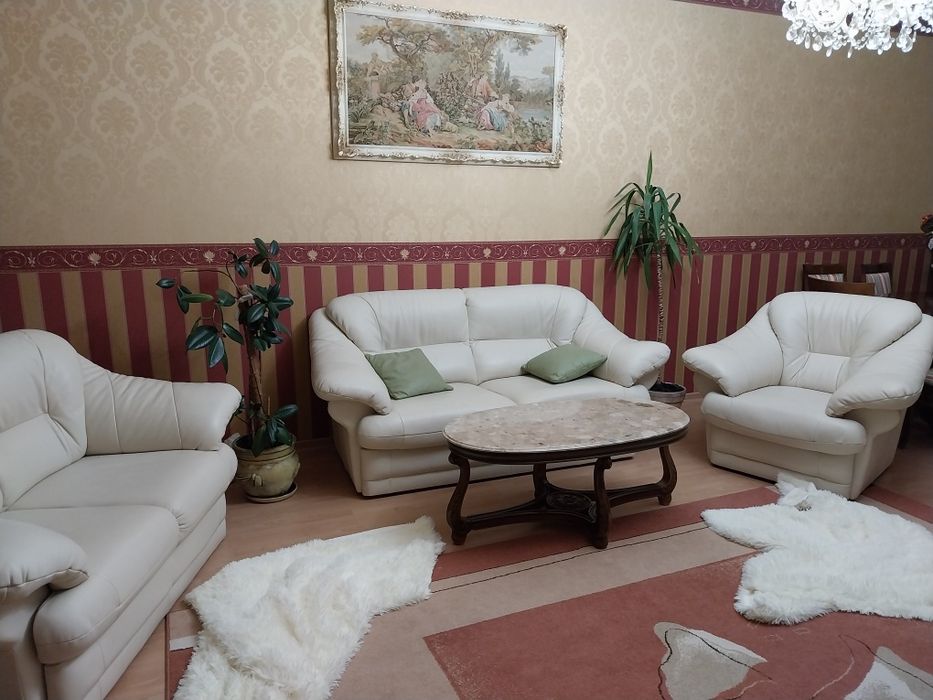 Магазин,будинок склади