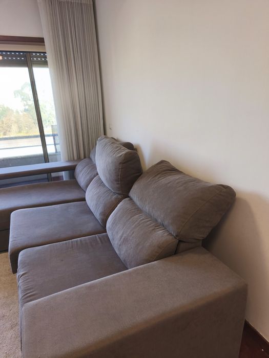 Sofá cinza chaiselong