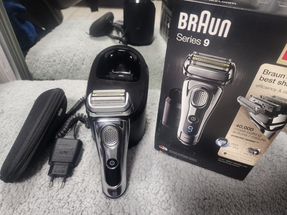 Електро бритва Braun Series 9