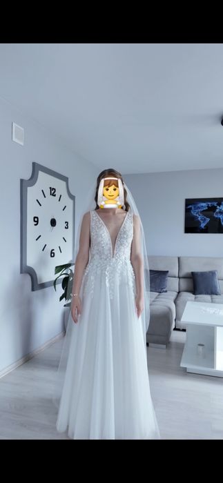Suknia ślubna 2025 (śmietanka 36/38, welon gratis)