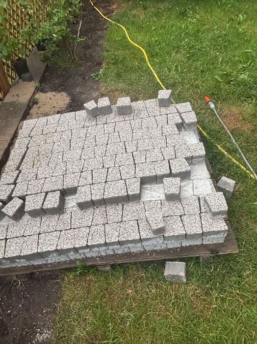 Kostka Polbruk  Avanti szara płukana ok 3 m kw