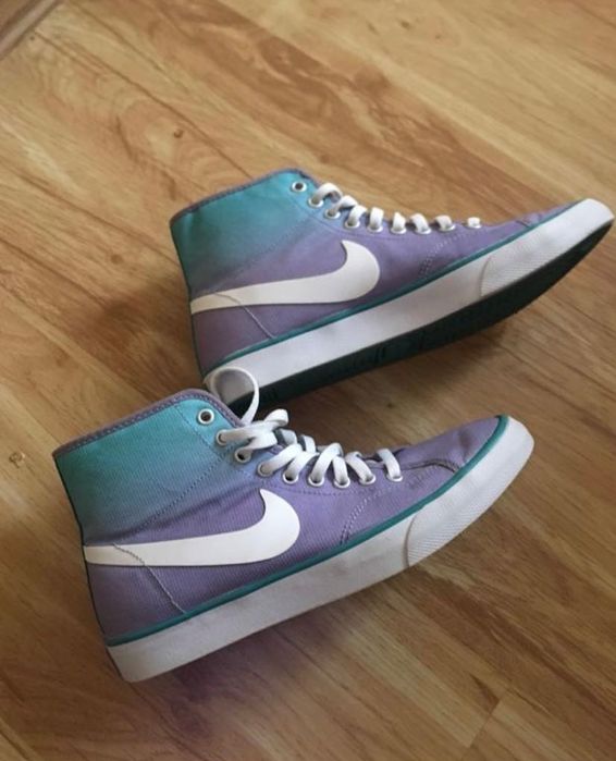 Крутезні кеди NIKE оригінал!