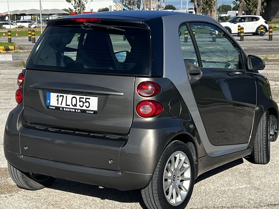 Smart Fortwo 1.0 MHD 71 de 2011 com apenas 76000 kms