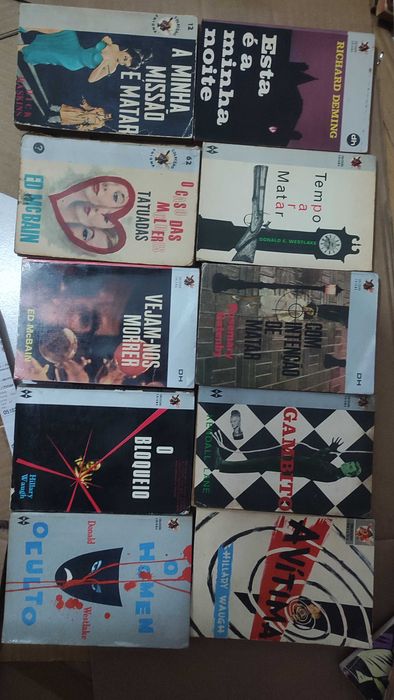 70 Livros Policiais antigos