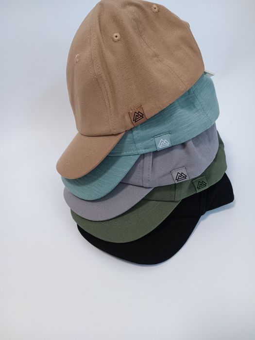 Кепки для хлопців від Next