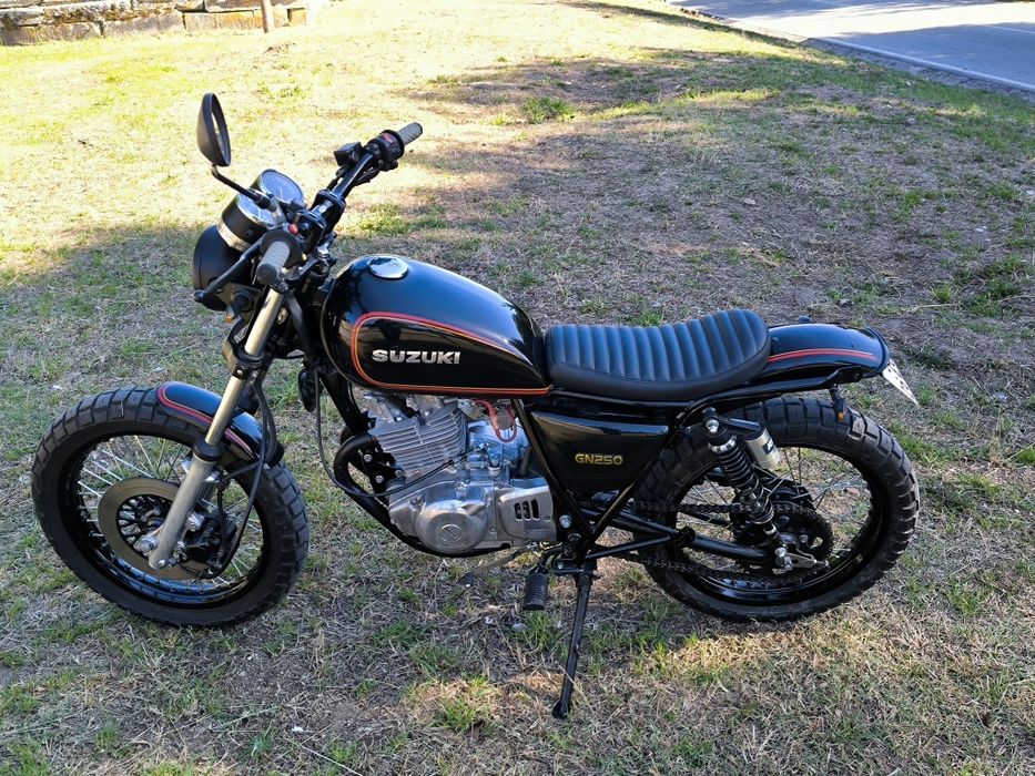 Suzuki GN250....