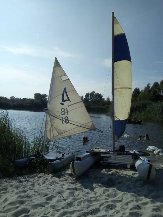 Катамаран вітрильний розборний туристичний