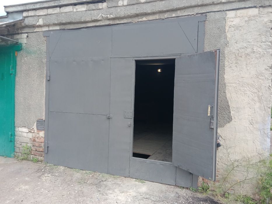 Продам гараж АК 16 ( за Епіцентром)