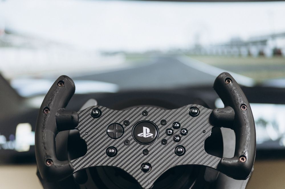 Штурвал thrustmaster T300