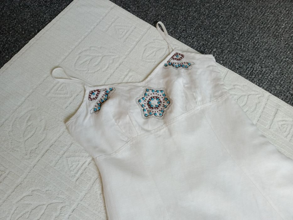 Biała sukienka Papaya 42