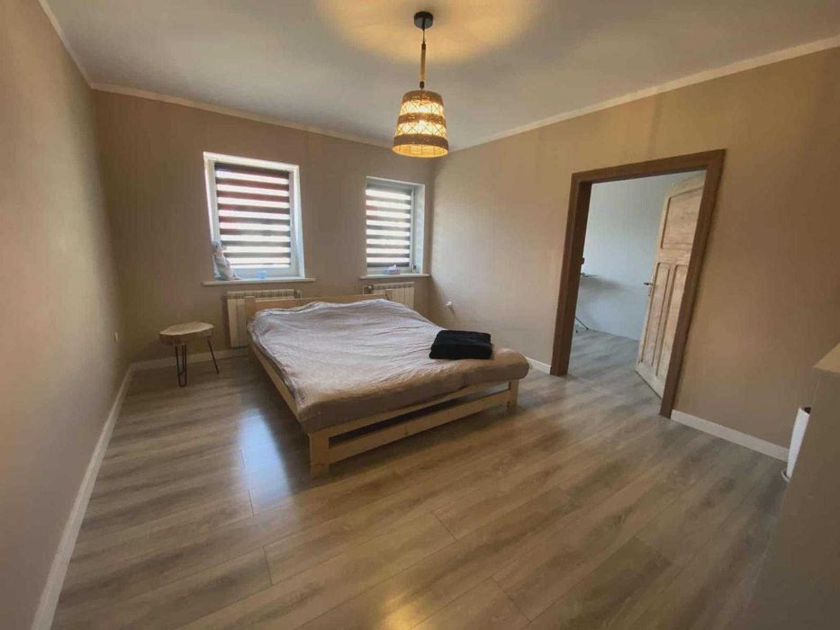 Przestronny dom w Żmigrodzie-Wprowadź się od zaraz!