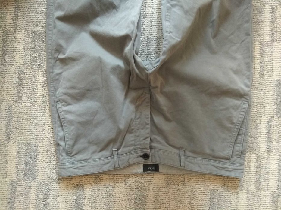 Hugo Boss Męskie spodnie Crigan L/XL Super stan
