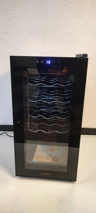 Lodówka do wina, winiarka 15 But. Klarstein    S-322