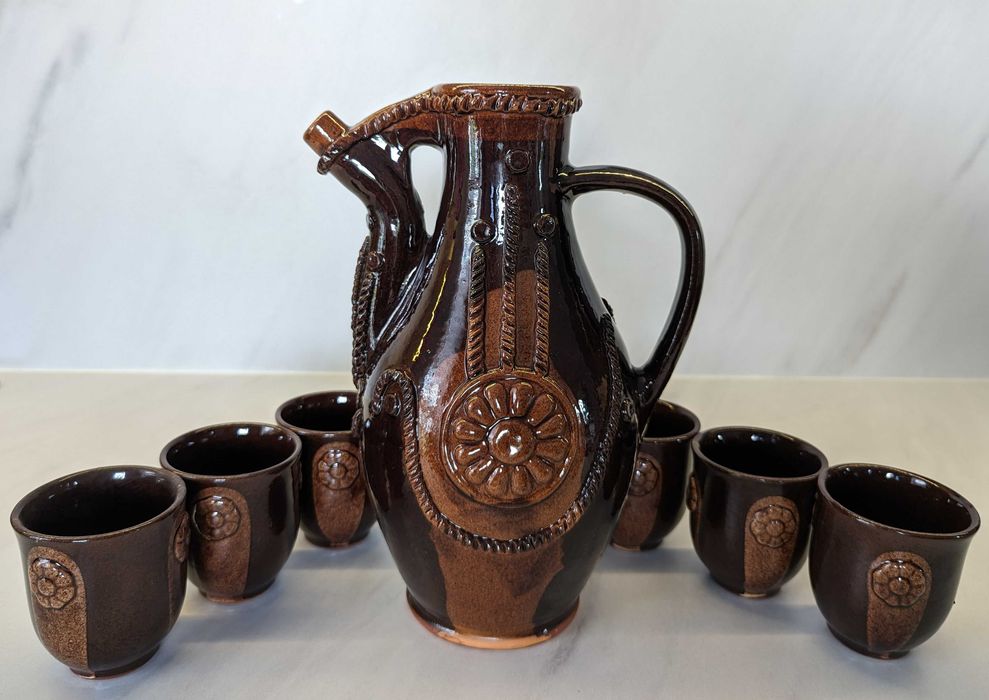 Zestaw ceramiczny dzbanek + 6 kubków - ręcznie robione - PRL vintage