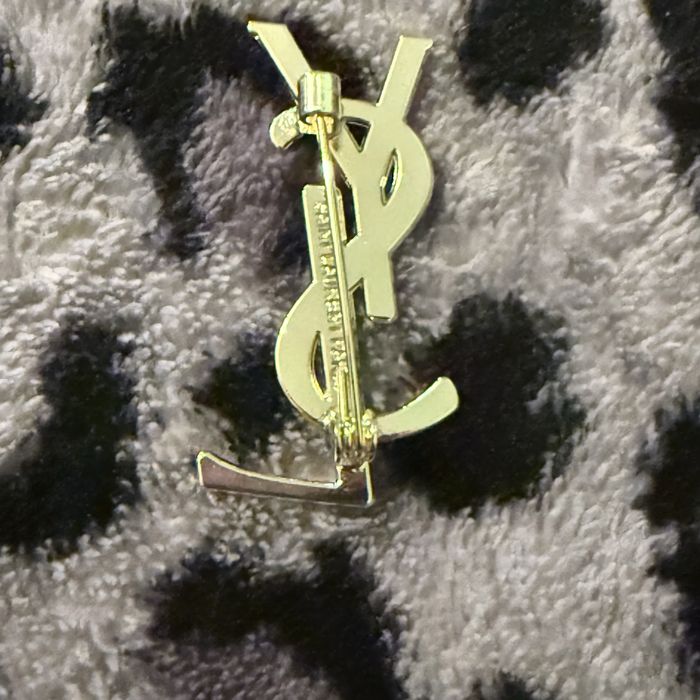 Broszka YSL zlota mala