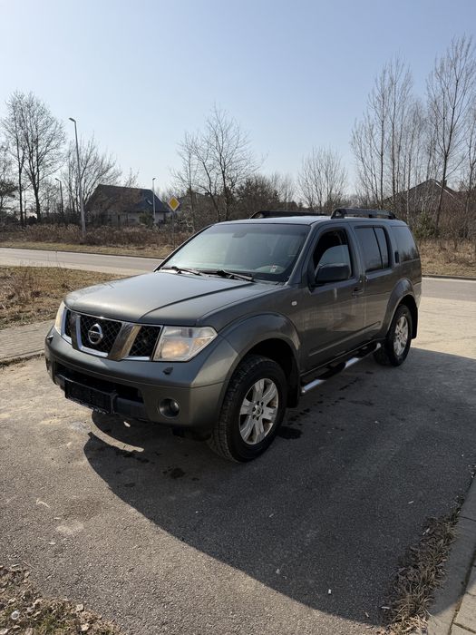 Nissan pathfinder