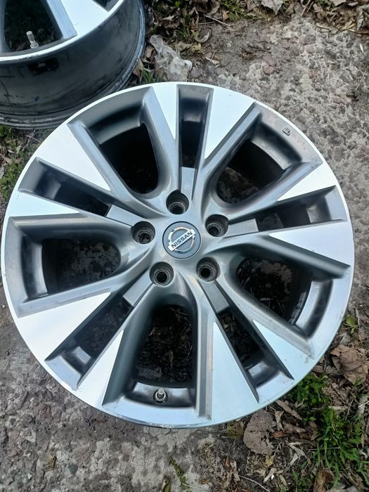 Диски титановые легкосплавные оригинал Nissan Murano z52 18'  5*114,3r18