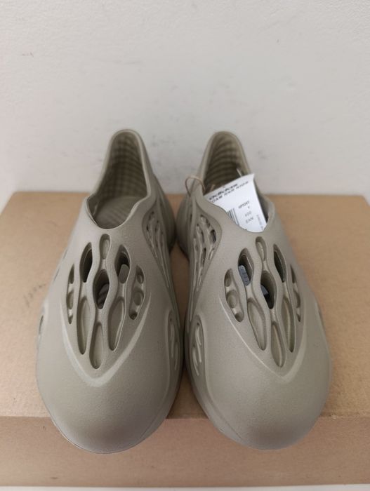 Adidas YZY Foam RNR kids rozmiar 33