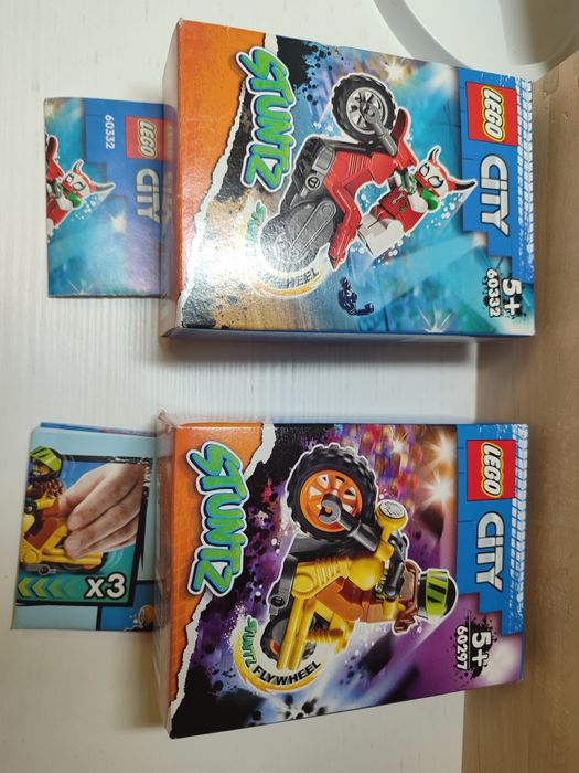 Набір LEGO City Stuntz 60332 та 60297. Повний комплект, з коробками