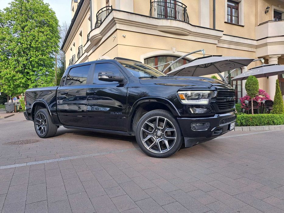 Auto do ślubu.Dodge Ram 1500,poj.5.7.rok 2019.Cena do ustalenia