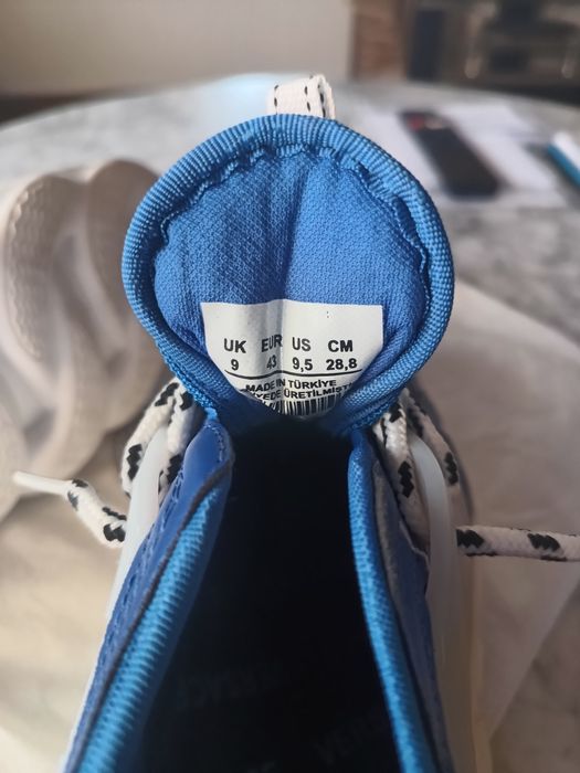 Versace Chain Reaction