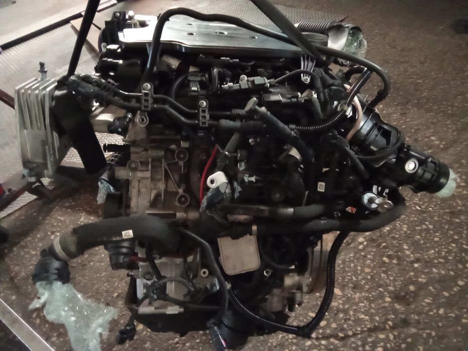 Motor BMW X1 B37C15A