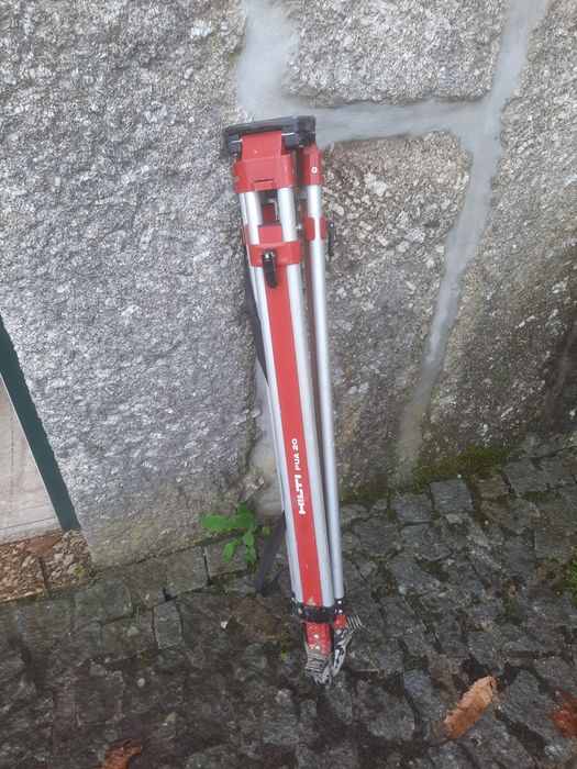 HILTI POL 15, nivelador, com Tripé. Novo.