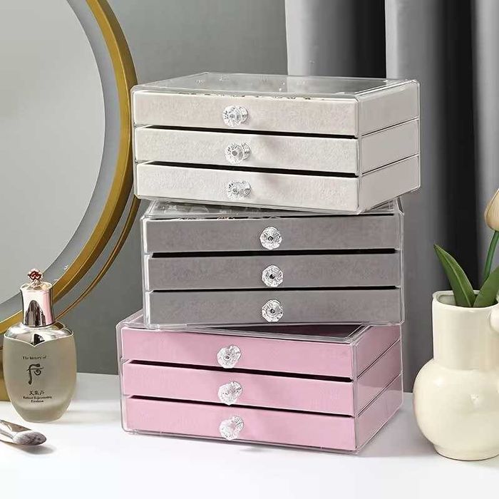 Guarda Jóias. Presente de luxo. Três tamanhos e modelos. Novos.