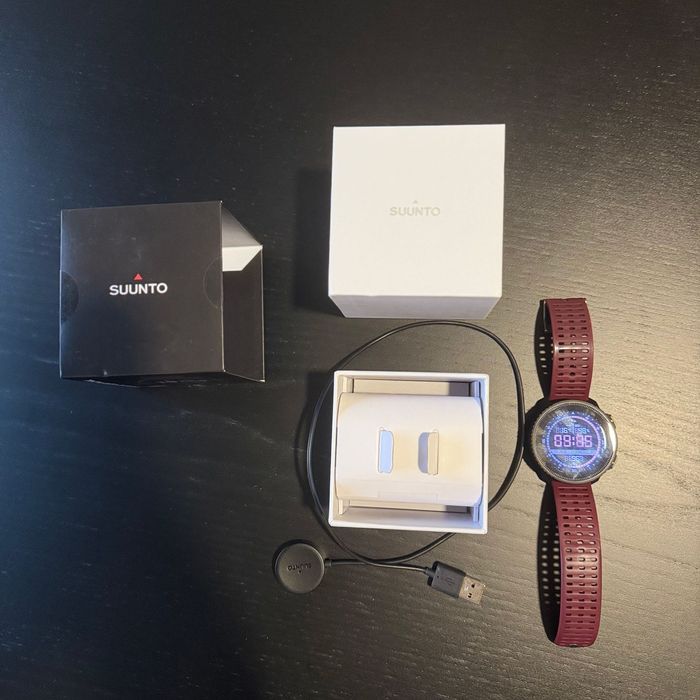 Vendo Suunto Vertical Titanium (1ª geração, sem solar)