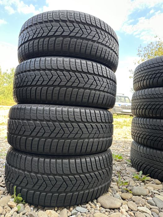 225/40/18 Pirelli Sottozero 3 Winter