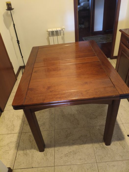 Mesa sala de jantar usada