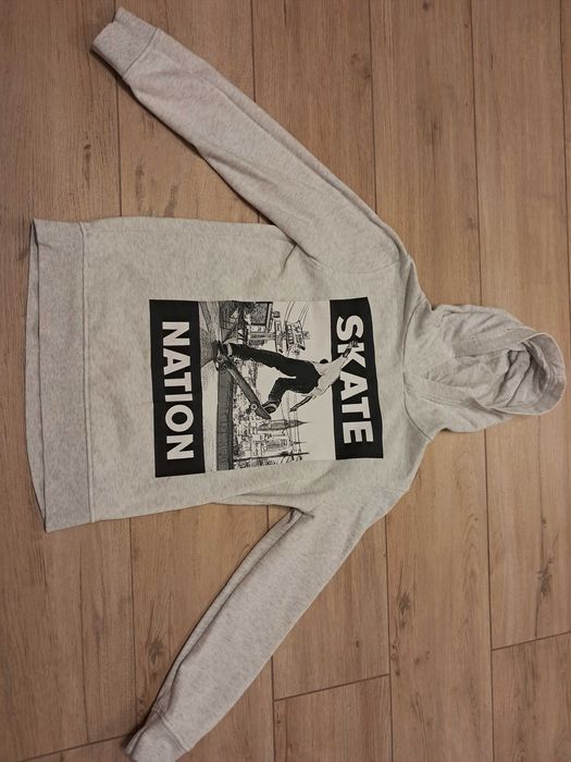 Bluza C&A - rozmiar 146/152 - stan bardzo dobry